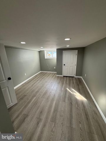 215 N CURLEY ST, Baltimore, MD 21224