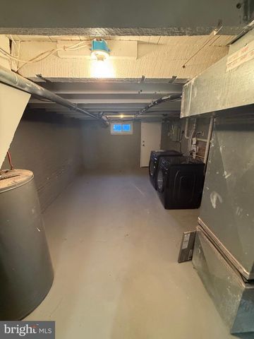 215 N CURLEY ST, Baltimore, MD 21224