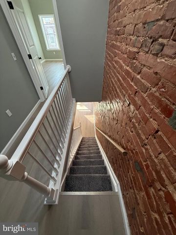 215 N CURLEY ST, Baltimore, MD 21224