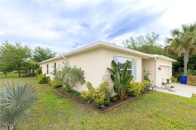 898 Lorca Avenue, Sebastian, FL 32958