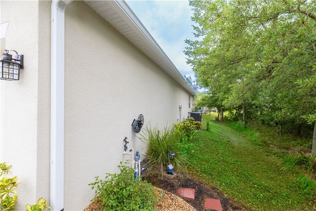 898 Lorca Avenue, Sebastian, FL 32958