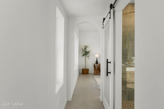 1601 N Blue Ridge Road, Tucson, AZ 85745