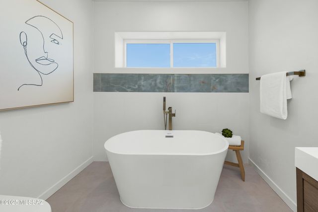 1601 N Blue Ridge Road, Tucson, AZ 85745