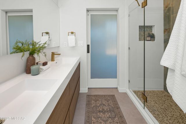 1601 N Blue Ridge Road, Tucson, AZ 85745