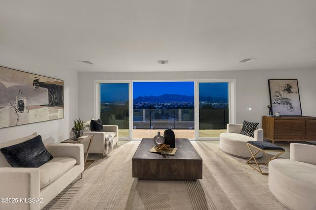 1601 N Blue Ridge Road, Tucson, AZ 85745