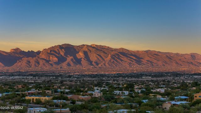 1601 N Blue Ridge Road, Tucson, AZ 85745