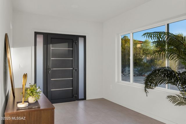 1601 N Blue Ridge Road, Tucson, AZ 85745