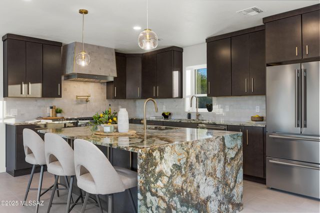 1601 N Blue Ridge Road, Tucson, AZ 85745