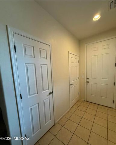 128 W Camino Cuesta Abajo, Sahuarita, AZ 85629