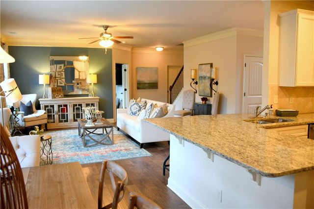 5730 Lanier Valley Parkway, Sugar Hill, GA 30518