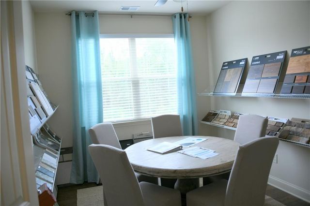 5730 Lanier Valley Parkway, Sugar Hill, GA 30518