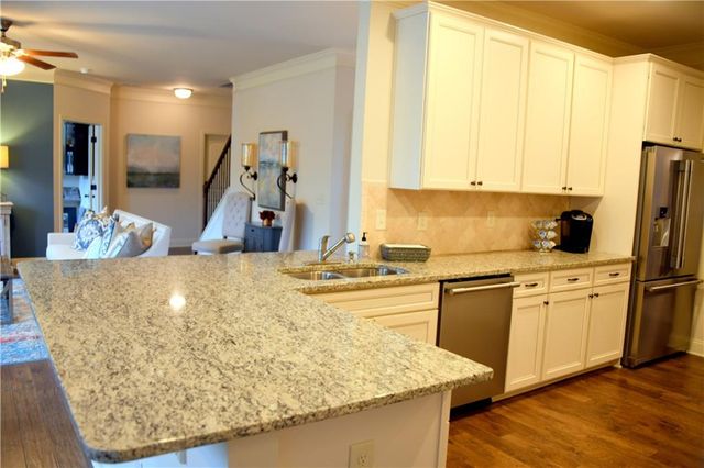 5730 Lanier Valley Parkway, Sugar Hill, GA 30518