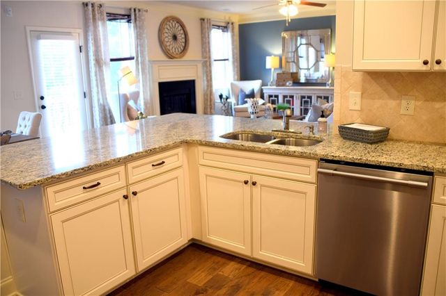 5730 Lanier Valley Parkway, Sugar Hill, GA 30518