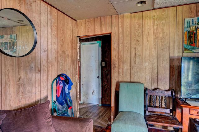 211 Tilden Drive, Pasadena, TX 77506