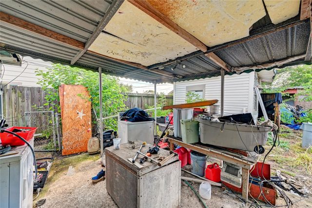 211 Tilden Drive, Pasadena, TX 77506