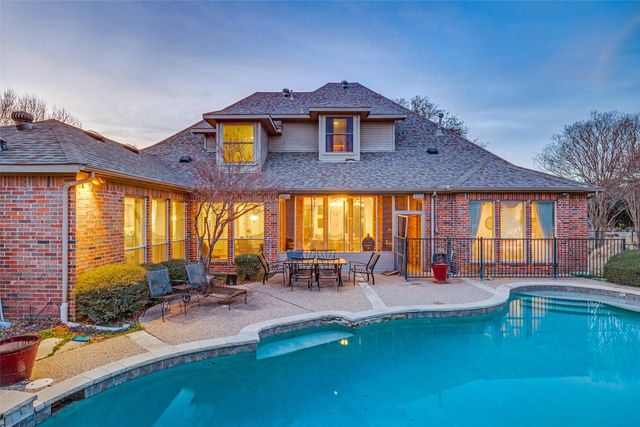 390 Oak Ridge Drive, Fairview, TX 75069