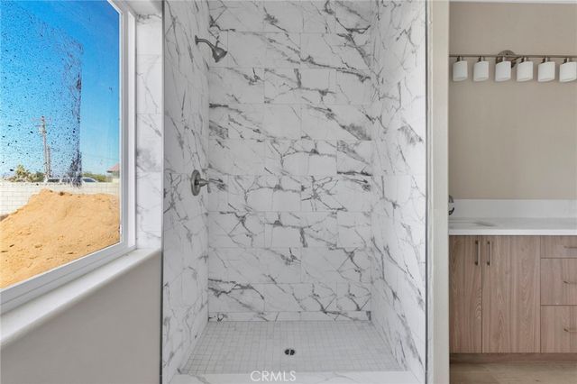 15045 Olive St, Hesperia, CA 92345