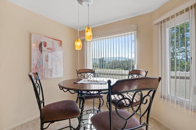 752 Vista Lago Drive N, Palm Desert, CA 92211