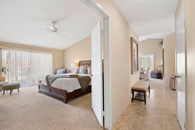 752 Vista Lago Drive N, Palm Desert, CA 92211