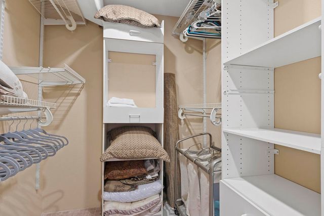 752 Vista Lago Drive N, Palm Desert, CA 92211