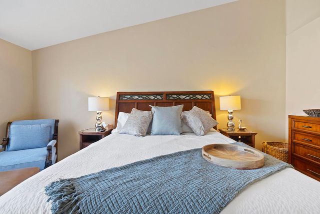 752 Vista Lago Drive N, Palm Desert, CA 92211