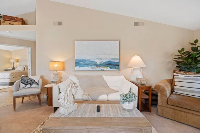 752 Vista Lago Drive N, Palm Desert, CA 92211