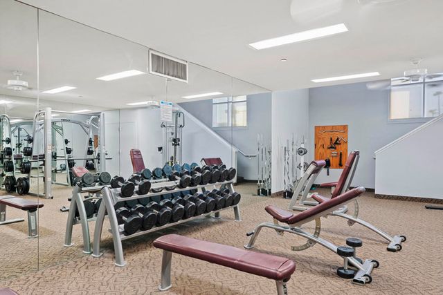 752 Vista Lago Drive N, Palm Desert, CA 92211