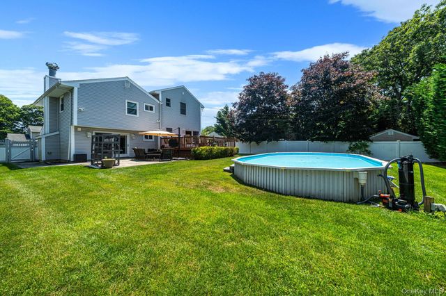 108 Keswick Drive, East Islip, NY 11730