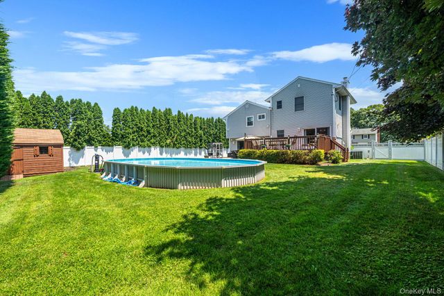 108 Keswick Drive, East Islip, NY 11730