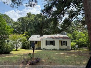 111 Woods, Dothan, AL 36301