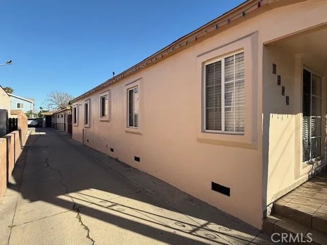 6610 Vinevale, Bell Gardens, CA 90201