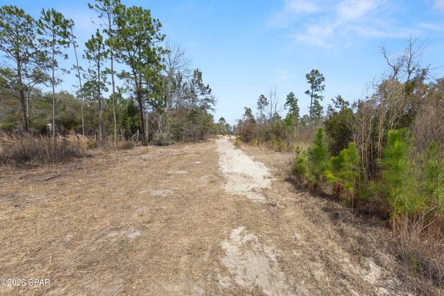 21101 Joann Lane, Fountain, FL 32438