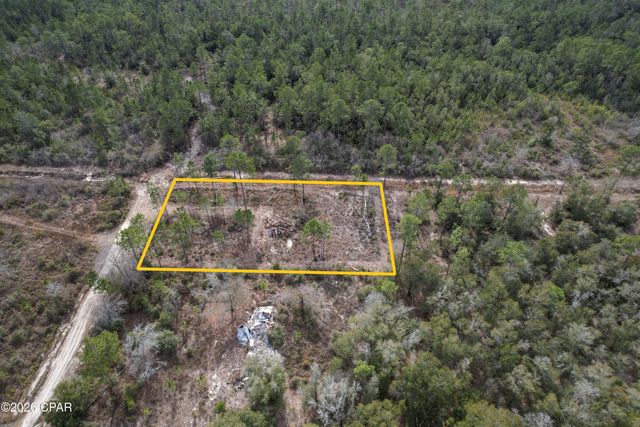 21101 Joann Lane, Fountain, FL 32438