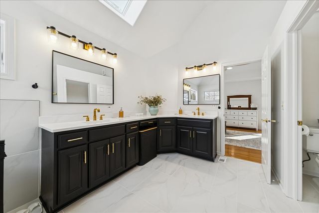 Address unavailable.