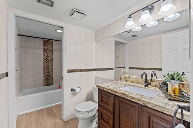 1909 NW 94th Avenue 102a, Coral Springs, FL 33071