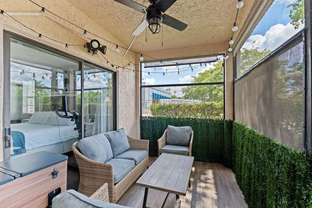 1909 NW 94th Avenue 102a, Coral Springs, FL 33071