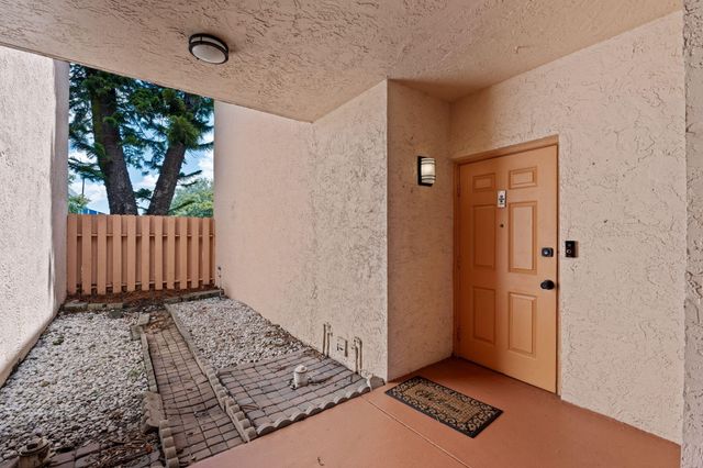 1909 NW 94th Avenue 102a, Coral Springs, FL 33071