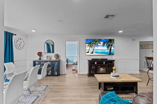 1909 NW 94th Avenue 102a, Coral Springs, FL 33071