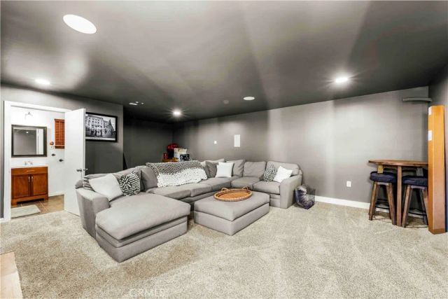 11325 HOWARD Street, Whittier, CA 90601