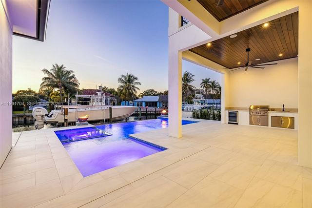 11331 Avery Rd, Palm Beach Gardens, FL 33410