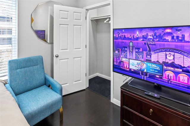 2824 Blodgett Street, Houston, TX 77004