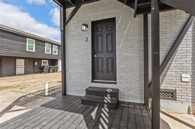 2824 Blodgett Street, Houston, TX 77004