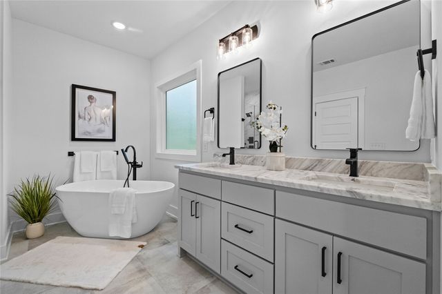 738 Cardin Spur, Pea Ridge, AR 72751