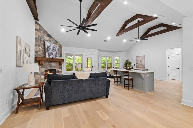 738 Cardin Spur, Pea Ridge, AR 72751