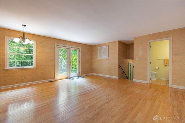 228 E Rahn Road, Dayton, OH 45429