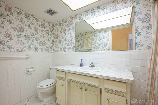 228 E Rahn Road, Dayton, OH 45429