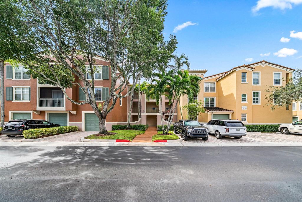 11720 Saint Andrews Place 308, Wellington, FL 33414