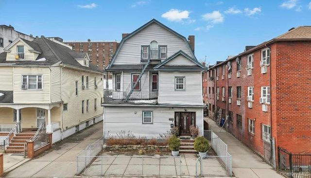 9008 171st Street, Jamaica, NY 11432