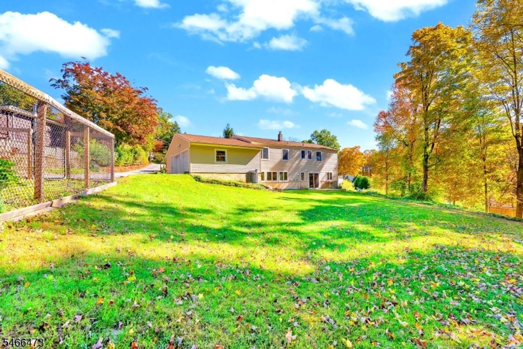 11 Mountain View Ter, Byram Twp., NJ 07871 — photo 4