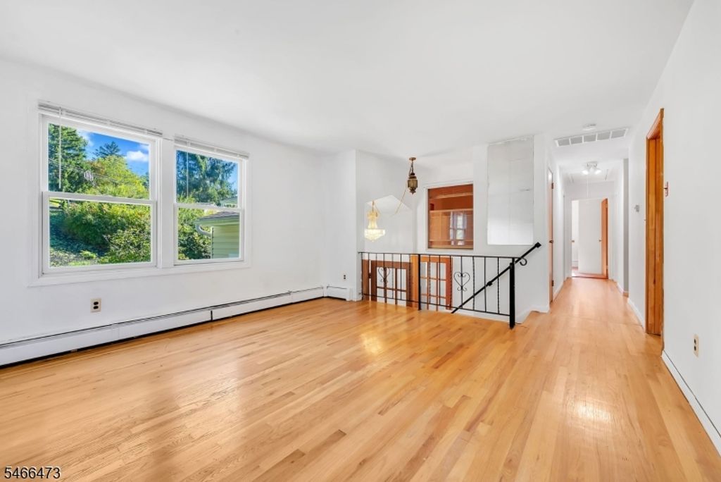 11 Mountain View Ter, Byram Twp., NJ 07871 — photo 5